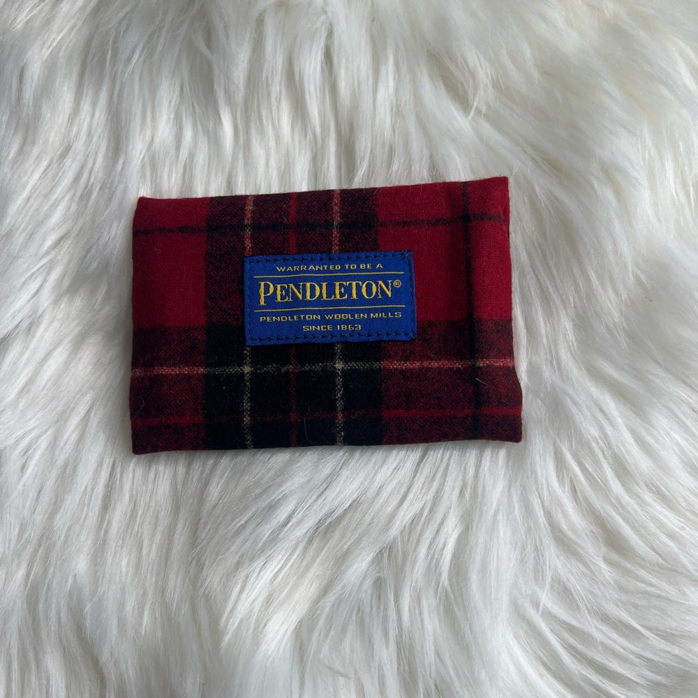 Pendleton Plaid Tissue Cover